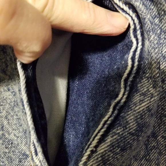 Vintage Levi's Acid Wash Trucker Denim Jean Jacket - Picture 5 of 9